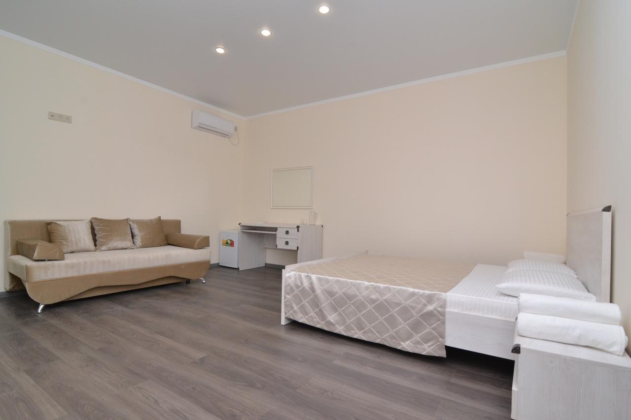 Hotel Apra Pizunda Ngoại thất bức ảnh