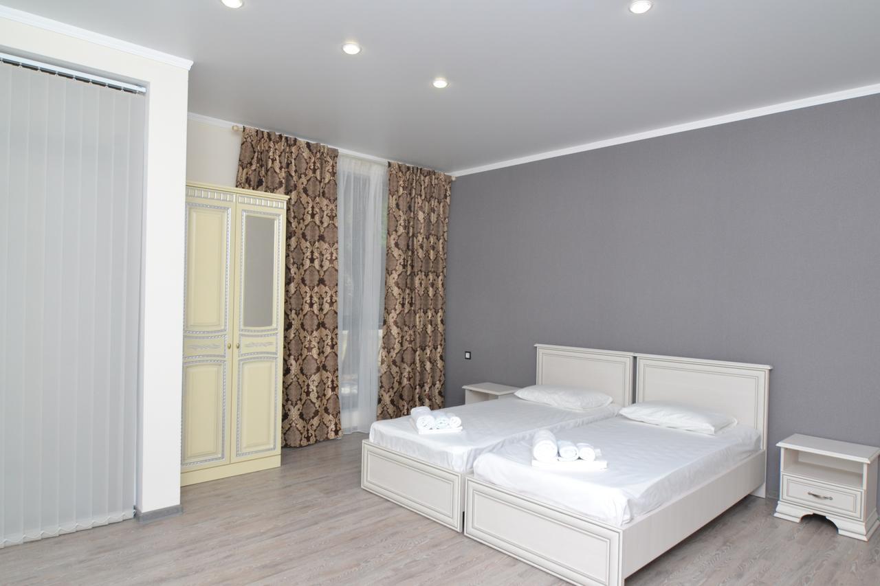 Hotel Apra Pizunda Ngoại thất bức ảnh