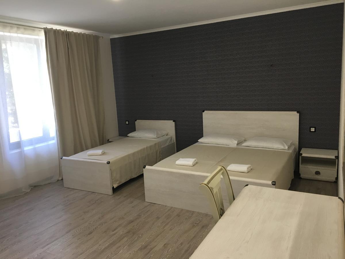 Hotel Apra Pizunda Ngoại thất bức ảnh