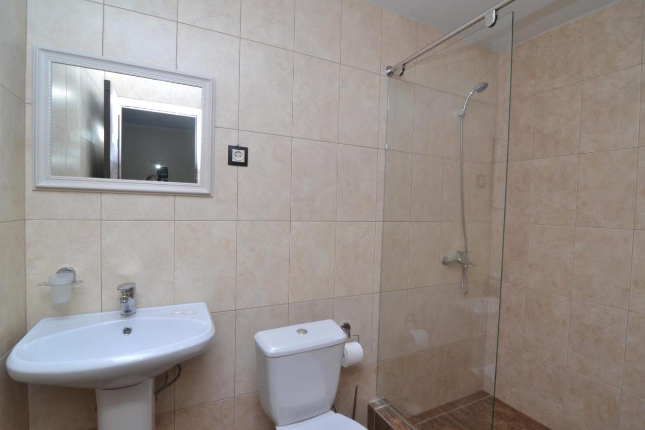 Hotel Apra Pizunda Ngoại thất bức ảnh